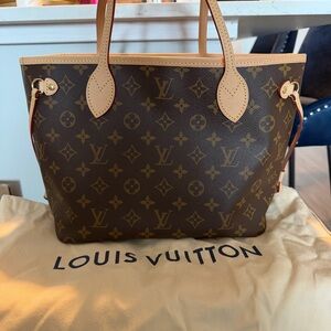 Louis Vuitton Neverfull PM Monogram Canvas Tote with Zipper Pouch